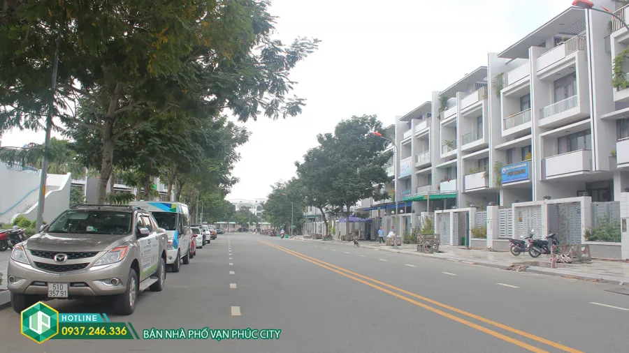 Bán nhà phố liền kề