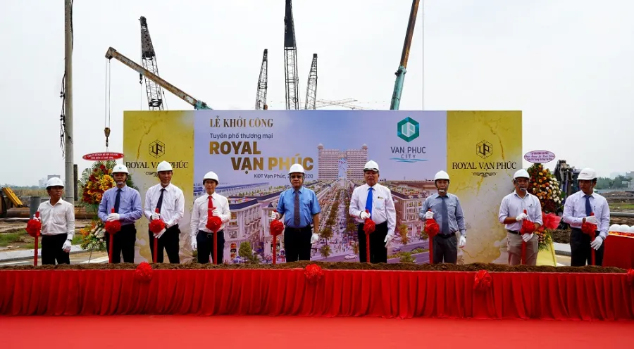 Khởi công tuyến phố thương mại Royal Vạn Phúc tại Van Phuc City