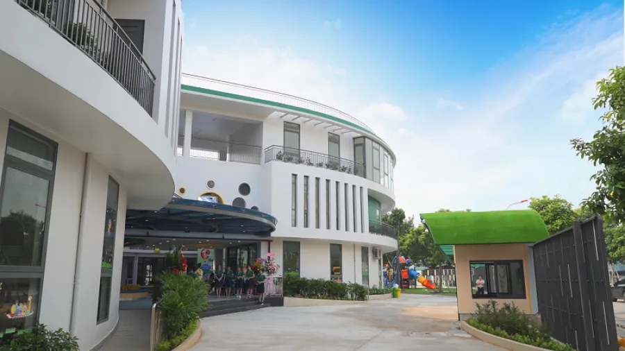 Hệ thống tiện ích nghìn tỷ trong khu đô thị Vạn Phúc