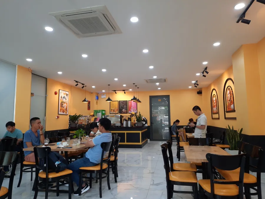 Cafe Ông Bầu đã có mặt ở Vạn Phúc!