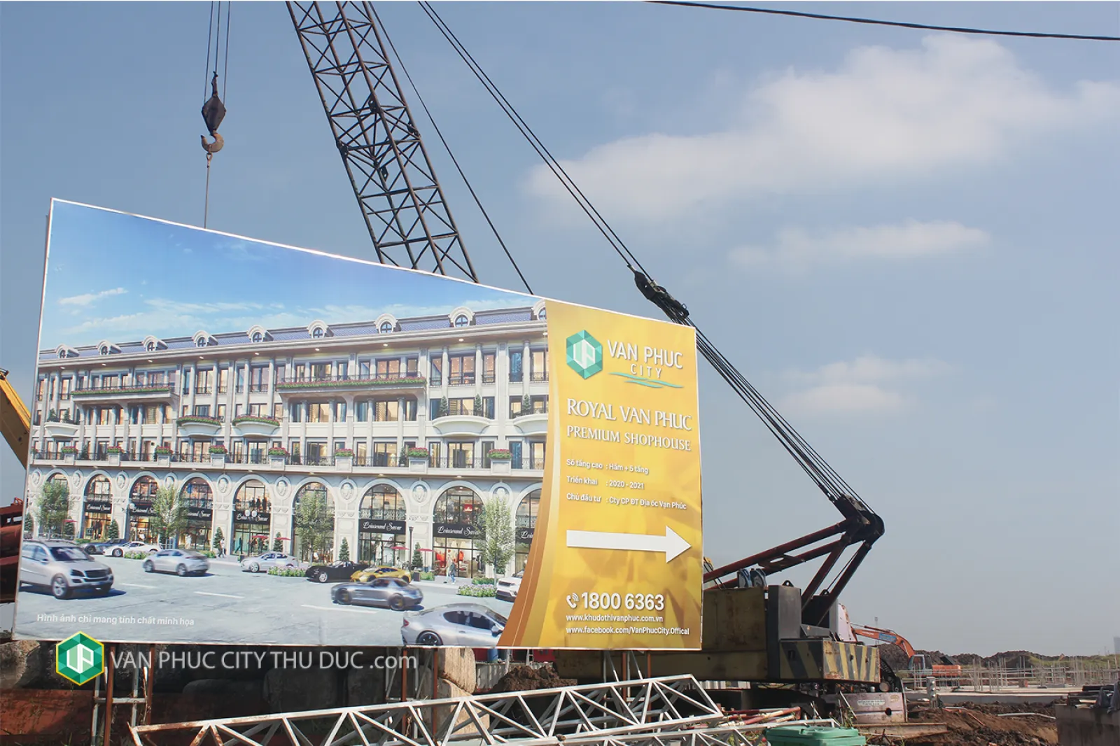 Bán nhà thô hoàn thiện mặt ngoài hướng Nam 7x20m, đang xây dựng ngay Phố đi bộ giá 34 tỷ