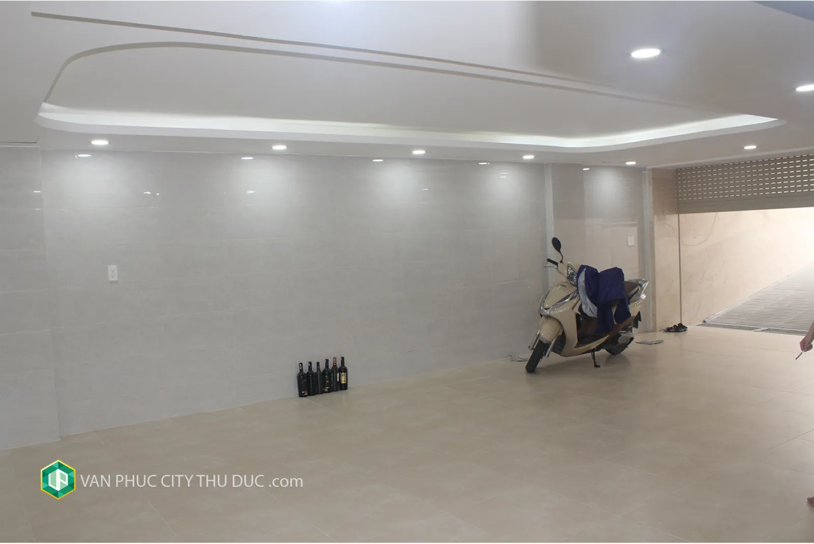 Cần cho thuê nhà làm văn phòng hướng Tây Nam 7x19m, nội thất Cao Cấp đối diện Kênh Sông Trăng giá 33 triệu