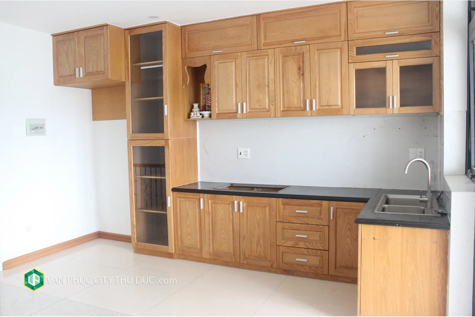 [CHỦ BÁN GẤP] nhà hoàn thiện NT hướng Đông Nam 5x21.5m, đường rộng 20m giá chỉ 23 tỷ