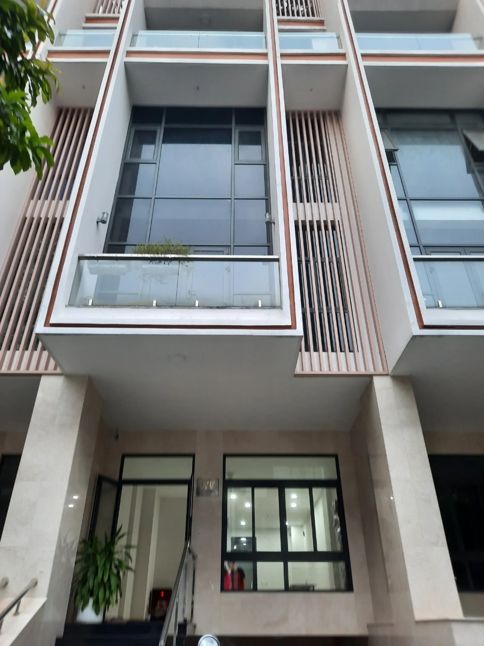 Chính chủ cho thuê TẦNG TRỆT, giá cực rẻ chỉ 16 triệu