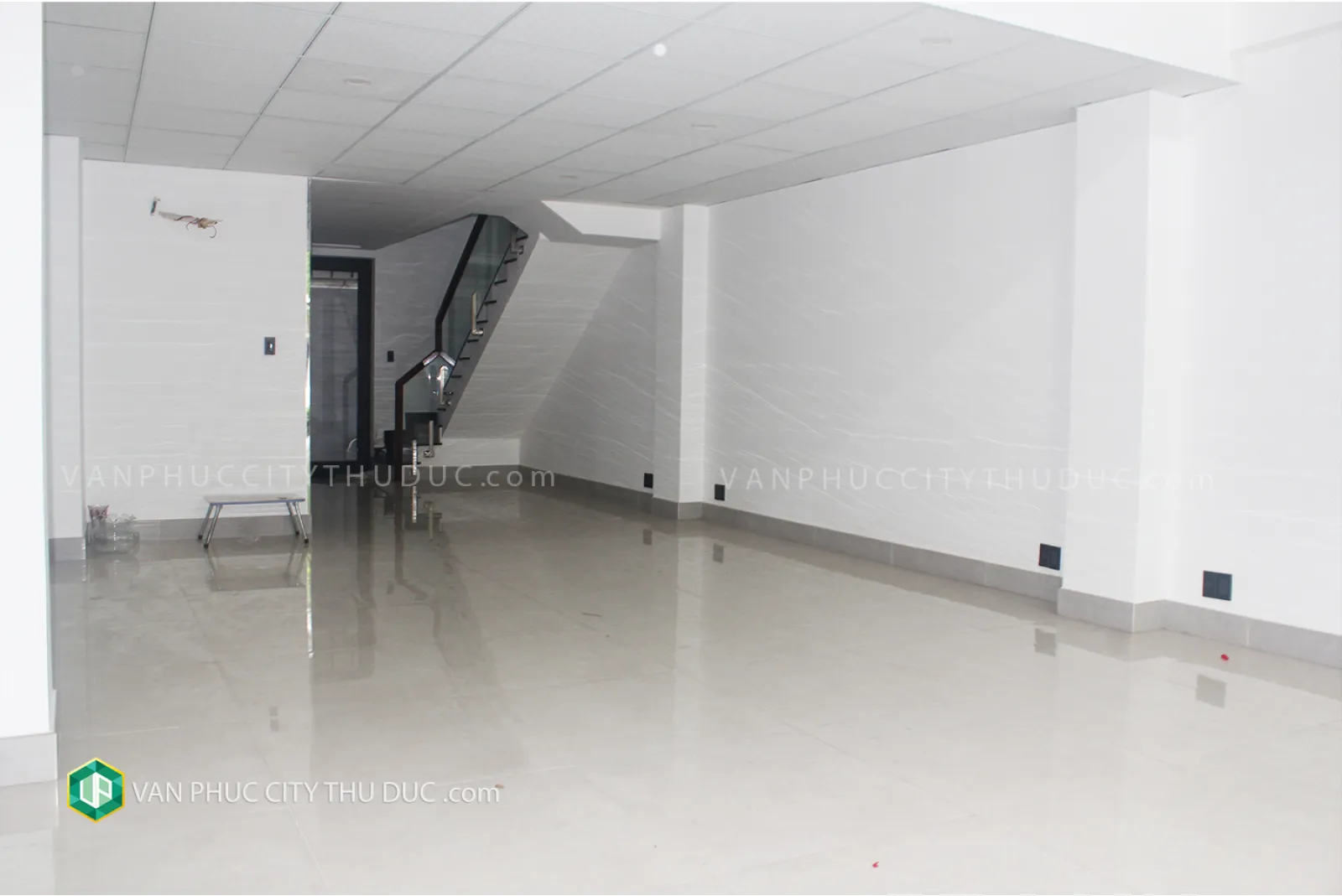Chính chủ cho thuê Shophouse Nguyễn Thị Nhung hướng Bắc 5x20m, full nội thất trục thương mại chính giá 53 triệu