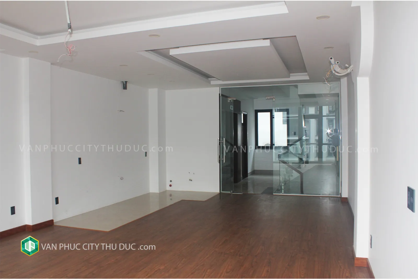 Chính chủ cho thuê Shophouse Nguyễn Thị Nhung hướng Bắc 5x20m, full nội thất trục thương mại chính giá 53 triệu