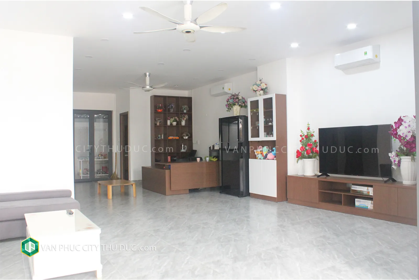 Chính chủ cho thuê văn phòng TẦNG TRỆT 7x19m kề Kênh Sông Trăng giá rẻ 15 triệu