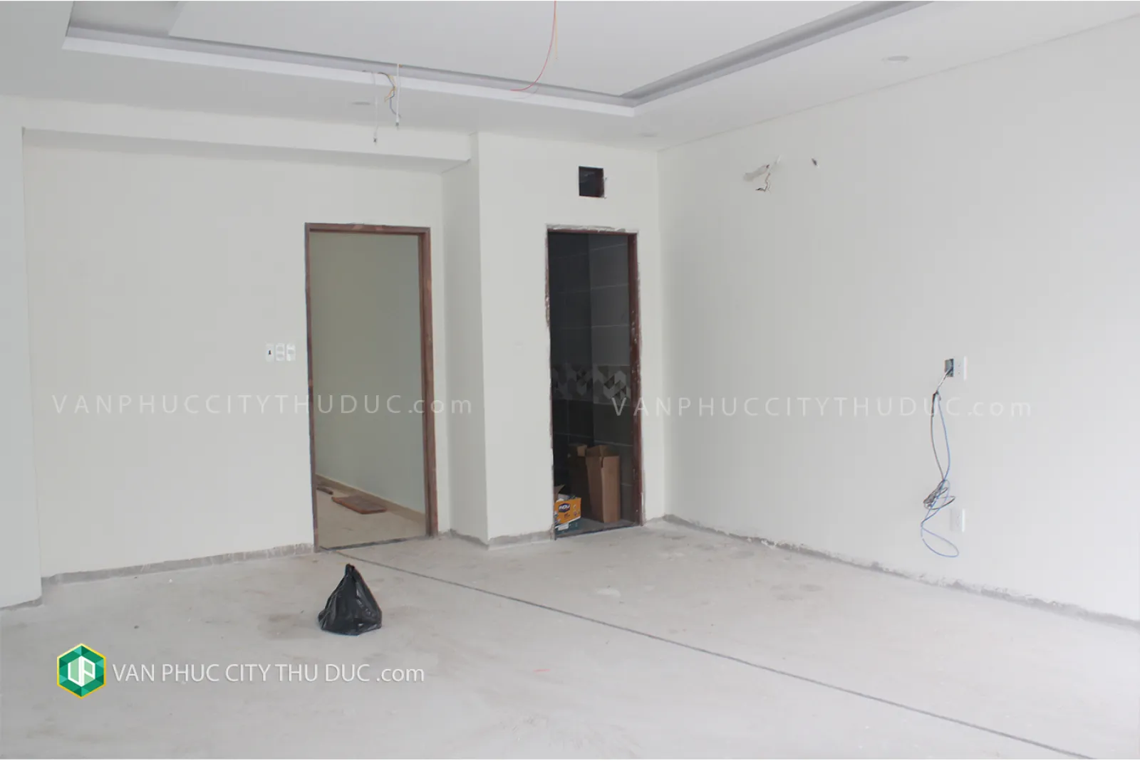 Cho thuê giá rẻ từng tầng làm văn phòng có thang máy 5x21m, hoàn thiện nội thất giá 28 triệu