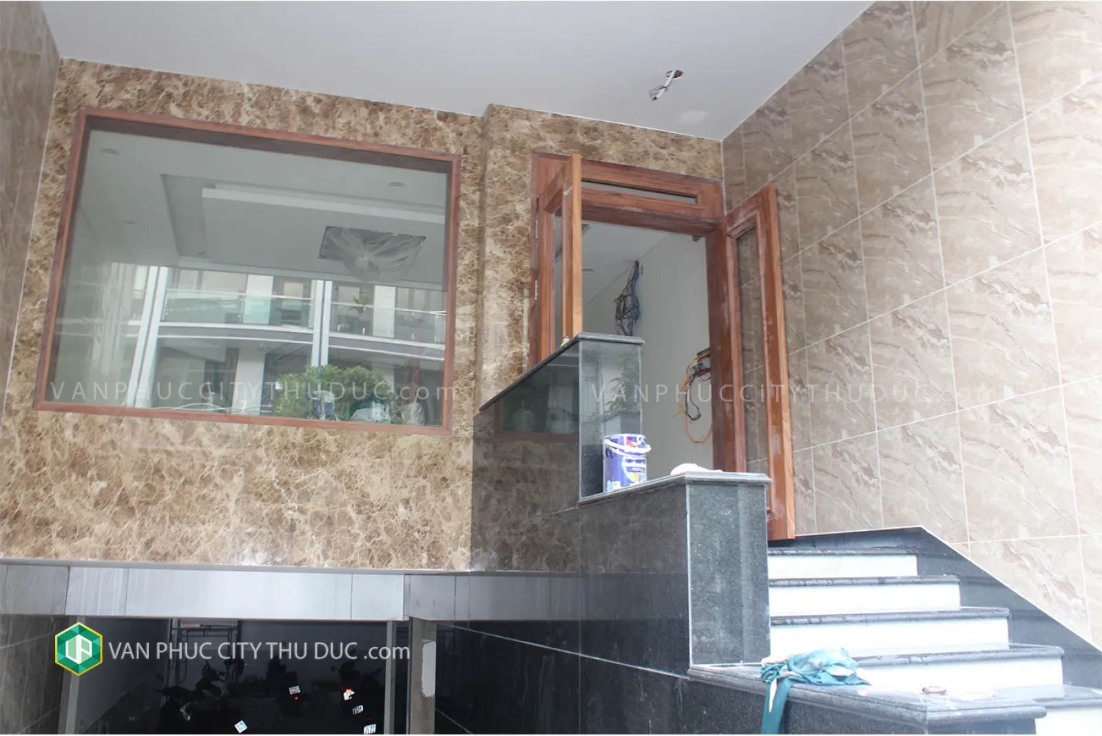 Cho thuê giá rẻ từng tầng làm văn phòng có thang máy 5x21m, hoàn thiện nội thất giá 28 triệu