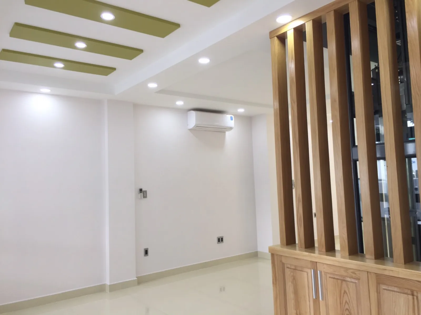 Cho thuê Nhà Vạn Phúc Thủ Đức hướng Nam 6x20m, nhà mới xây view công viên giá 48 triệu