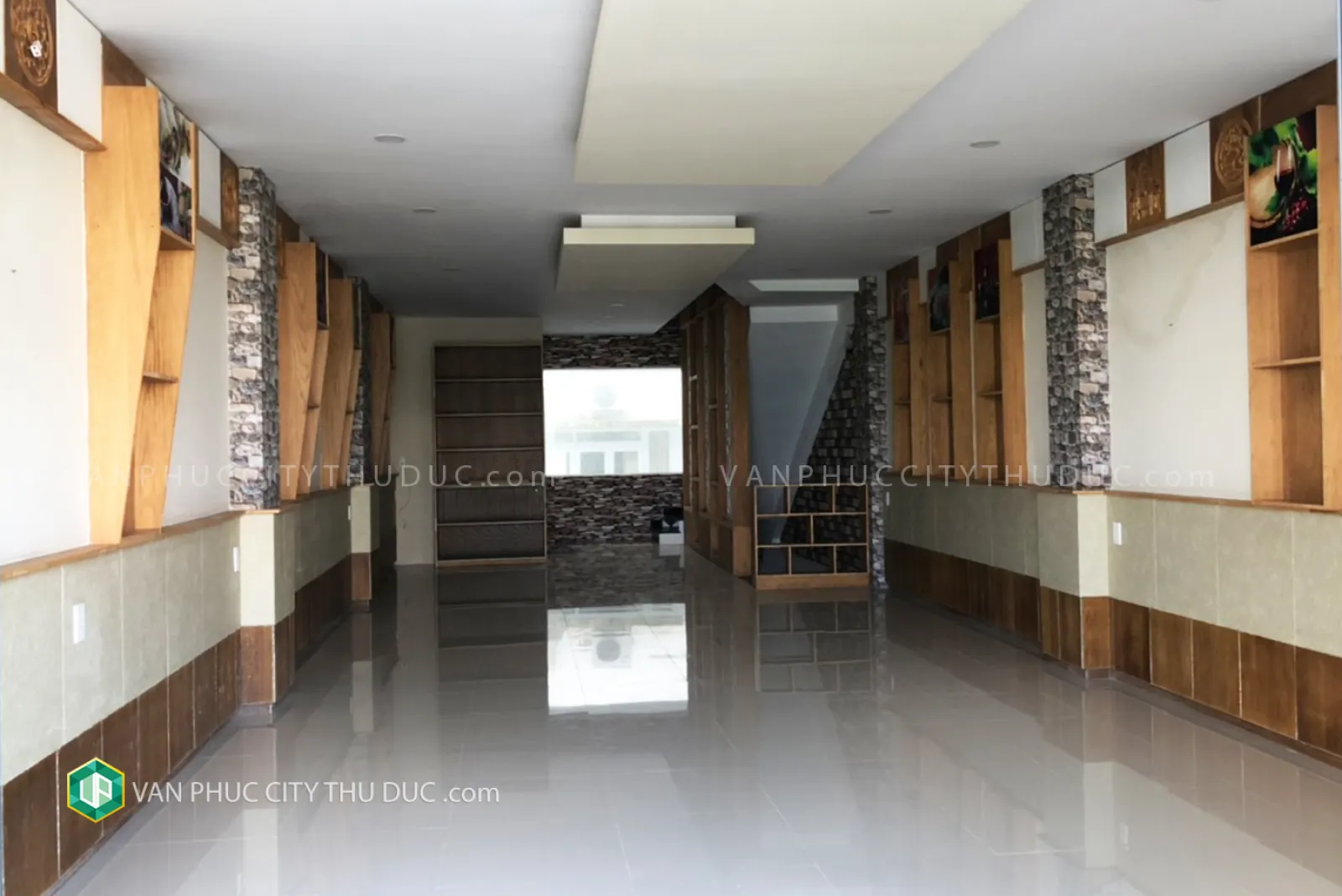 Cho thuê Shophouse Nguyễn Thị Nhung hướng Bắc 5x23m, full nội thất trục đường thương mại giá 46 triệu