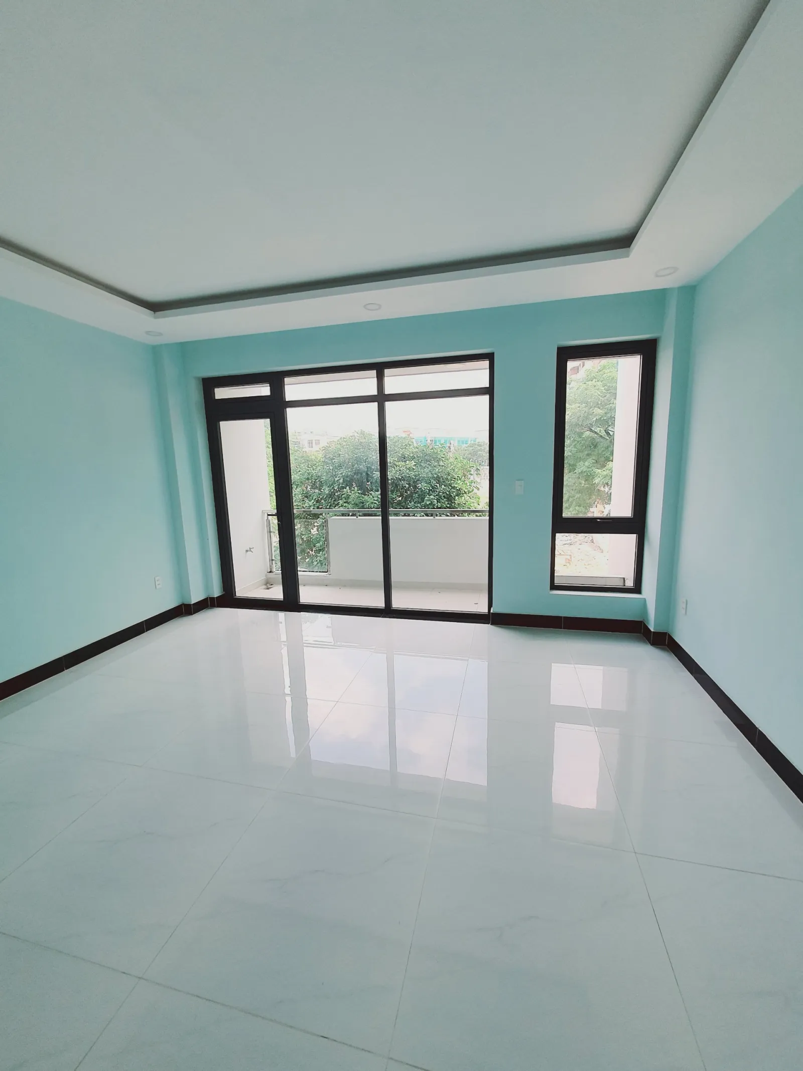 Cho thuê TẦNG 2 & 3 LÀM VĂN PHÒNG, nhà ngang 5m giá chỉ 24 triệu