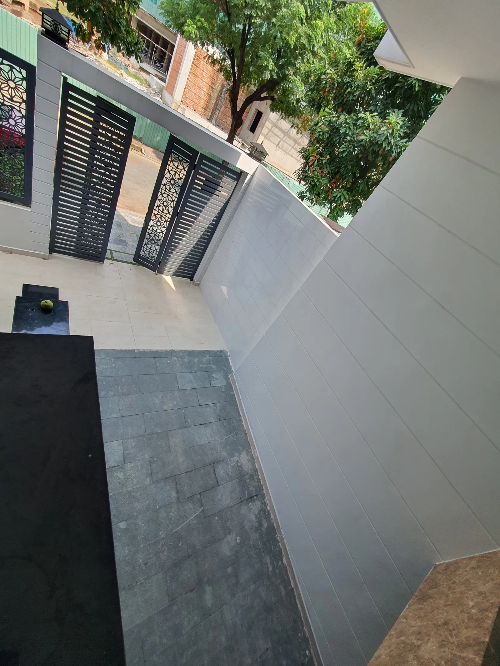 Cho thuê TẦNG 2 & 3 LÀM VĂN PHÒNG, nhà ngang 5m giá chỉ 24 triệu