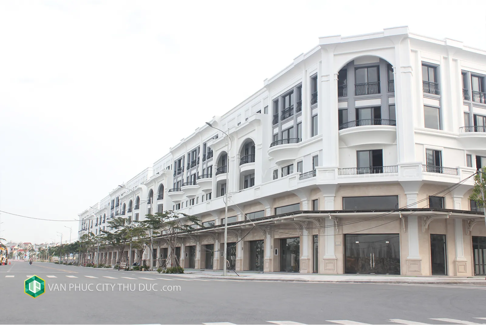 Chuyển nhượng gấp Shophouse phố đi bộ, mặt tiền Đinh Thị Thi 7x22m, giá 47 tỷ