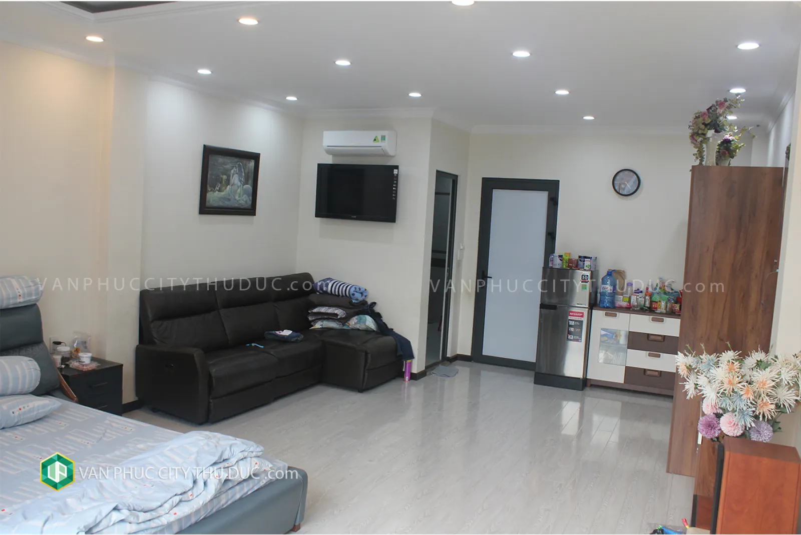 Dư chỗ cho thuê từng tầng làm văn phòng hướng Nam, full nội thất giá 14,5 triệu