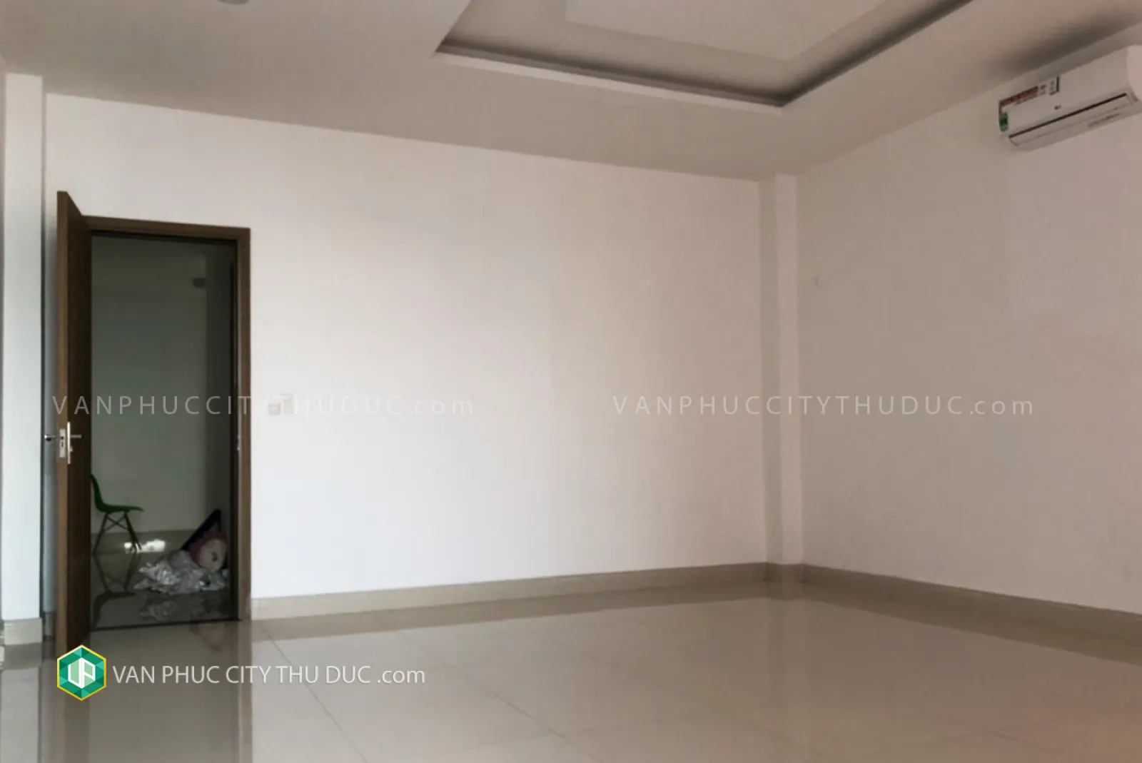 Giá siêu tốt Shophouse Nguyễn Thị Nhung hướng Bắc 5x23m, full nội thất trục thương mại chính giá 22,5 tỷ