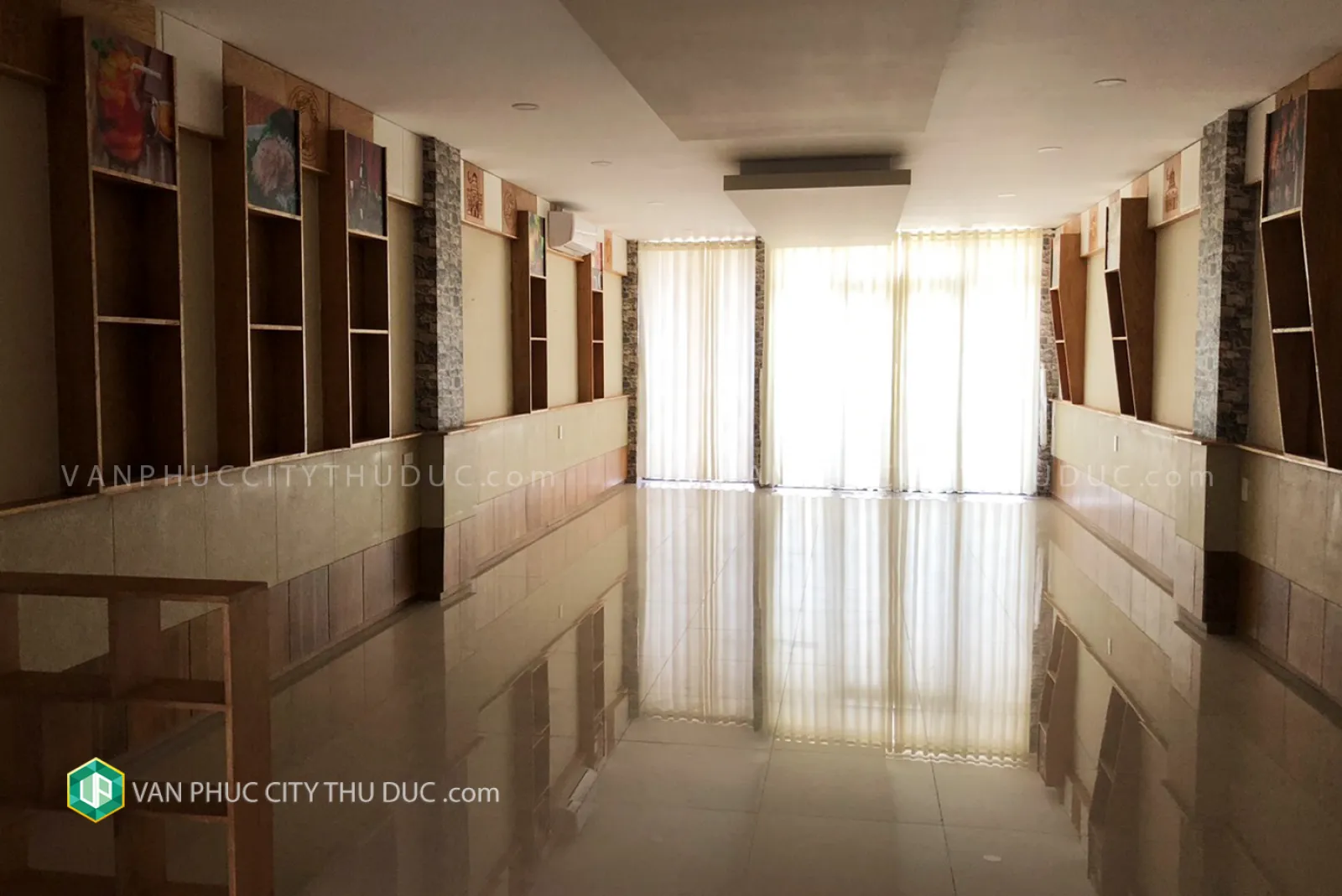 Giá siêu tốt Shophouse Nguyễn Thị Nhung hướng Bắc 5x23m, full nội thất trục thương mại chính giá 22,5 tỷ