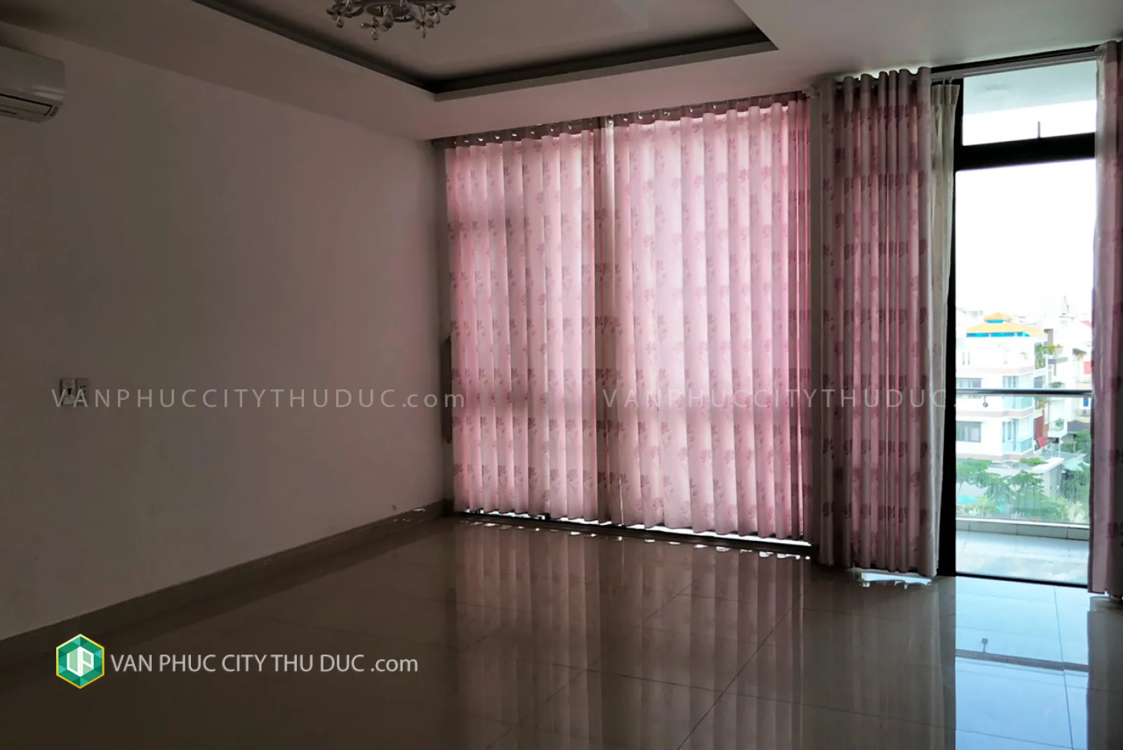 Giá siêu tốt Shophouse Nguyễn Thị Nhung hướng Bắc 5x23m, full nội thất trục thương mại chính giá 22,5 tỷ