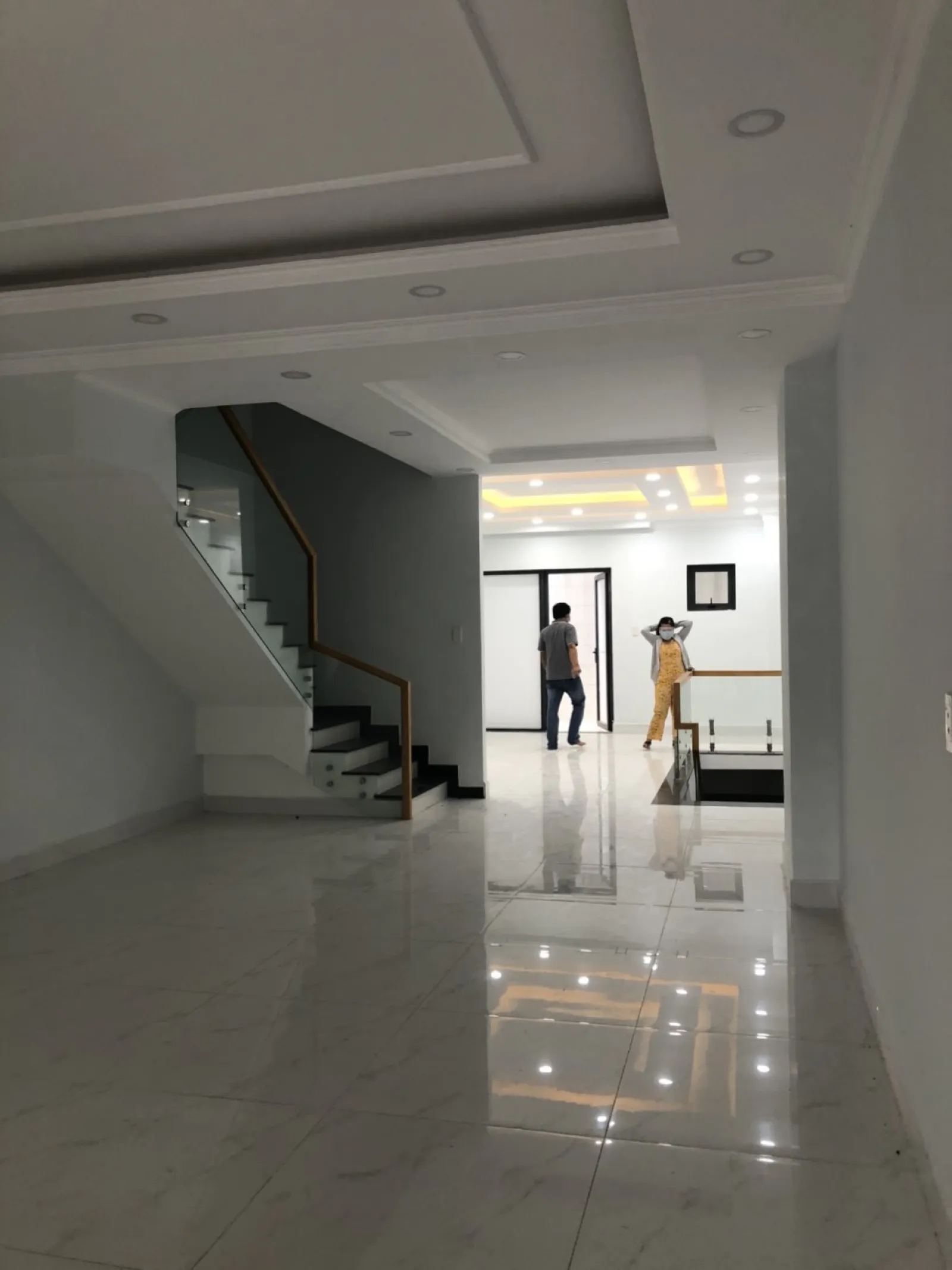 Nguyên căn nhà Vạn Phúc City 5x20m,  giá 35 triệu