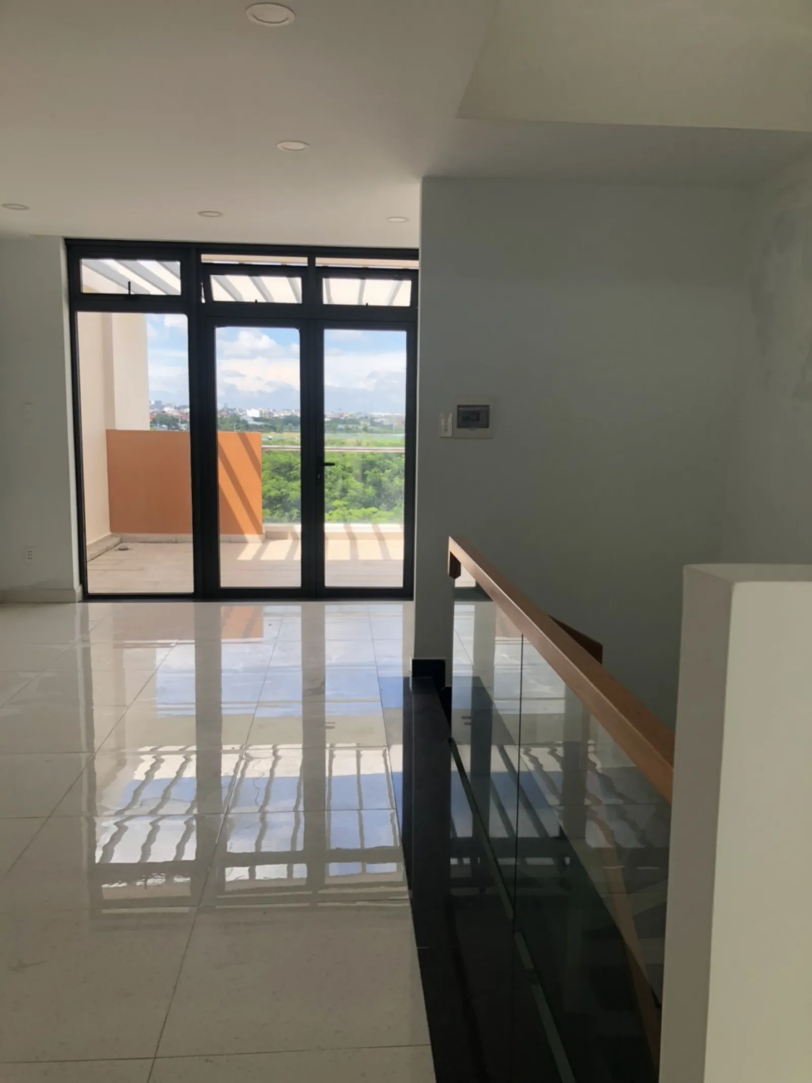 Nguyên căn nhà Vạn Phúc City 5x20m,  giá 35 triệu