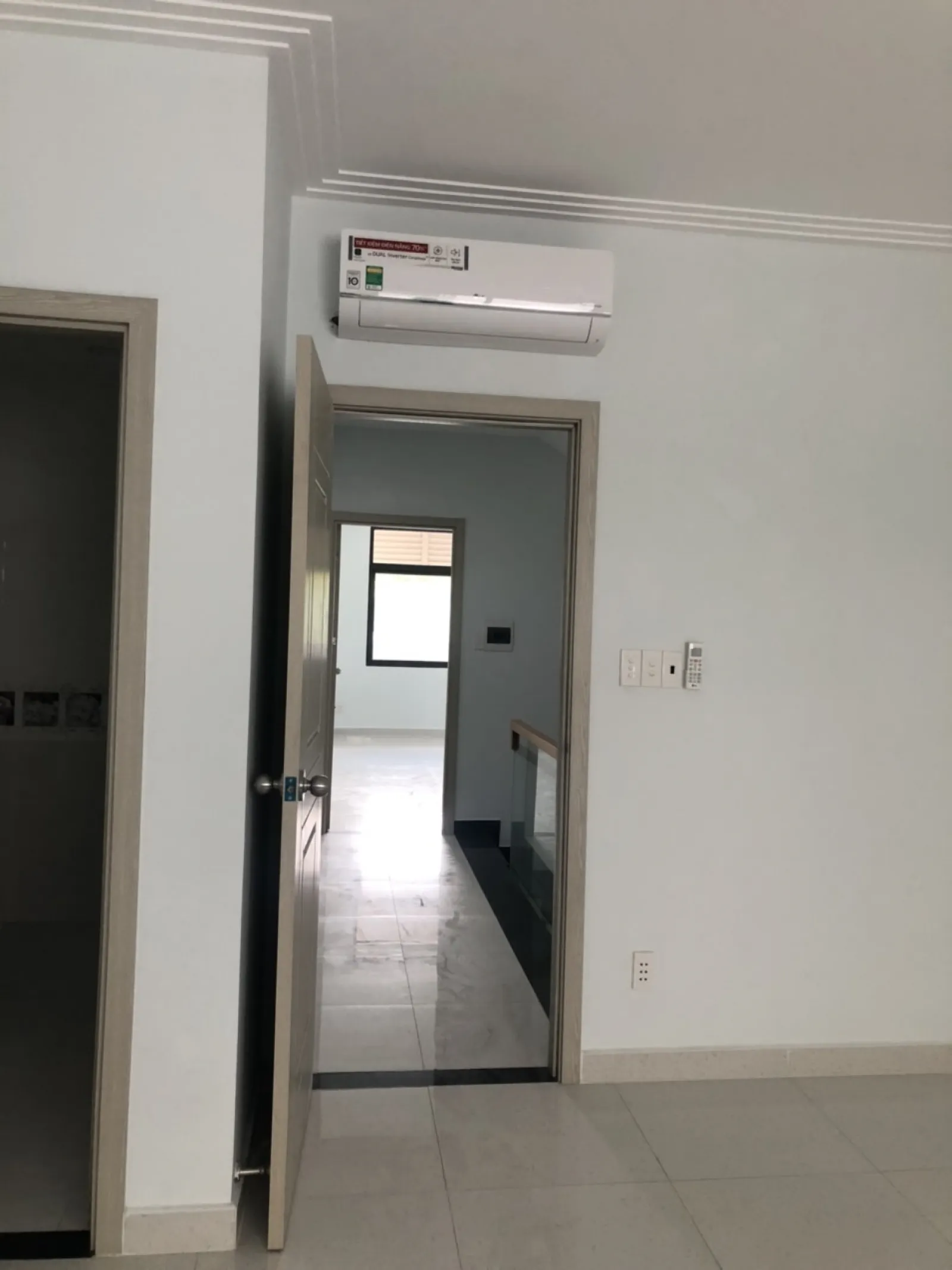 Nguyên căn nhà Vạn Phúc City 5x20m,  giá 35 triệu