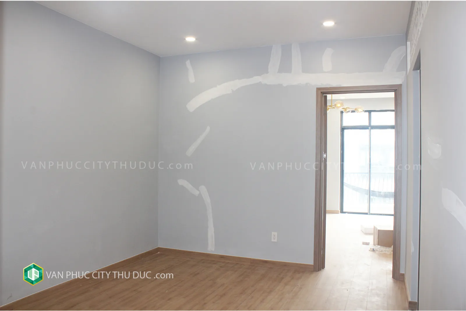 Tôi cho thuê nhà làm văn phòng hướng Đông Bắc 7x20m, nội thất Cao Cấp ngay khu trung tâm thương mại giá 61 triệu